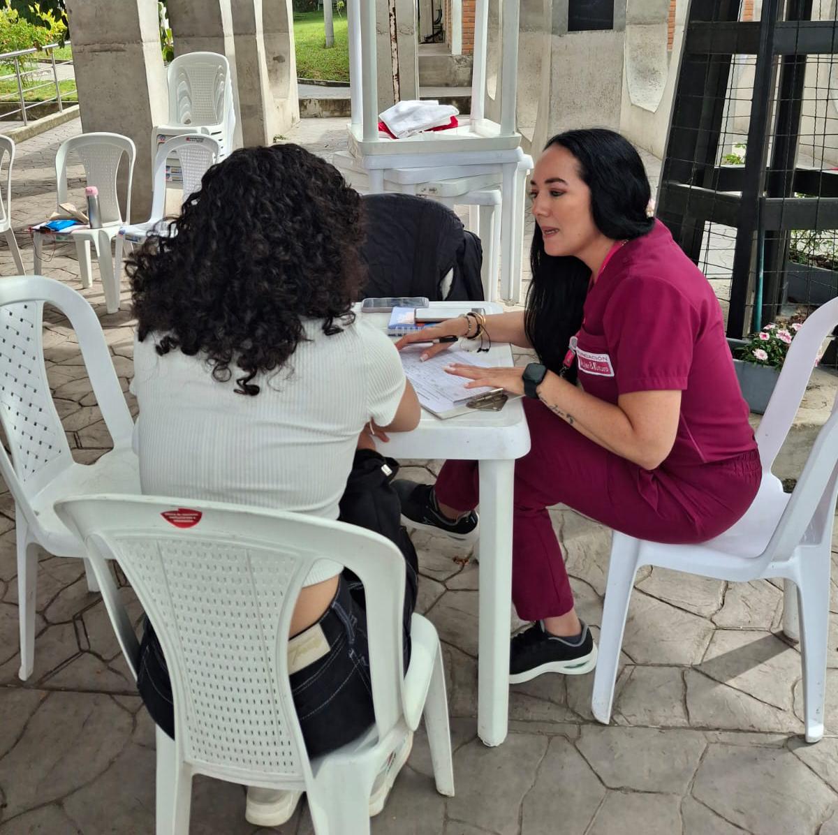 Jornada de salud y educación sexual con la Fundación Mujer y apoyo de Bienestar Universitario